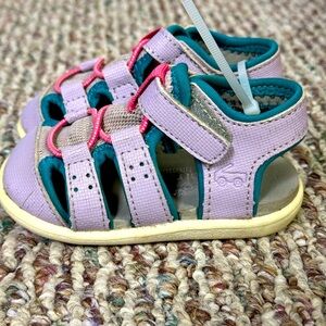 See Kai Run size 4 Sandal Shoes